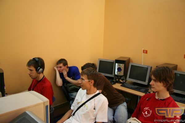 Каспер:  Каспер: