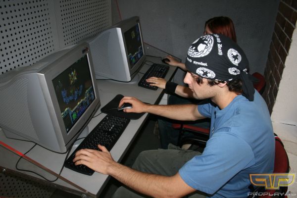 Ananas сегодня в пиратско-карибском стиле Ananas сегодня в пиратско-карибском стиле