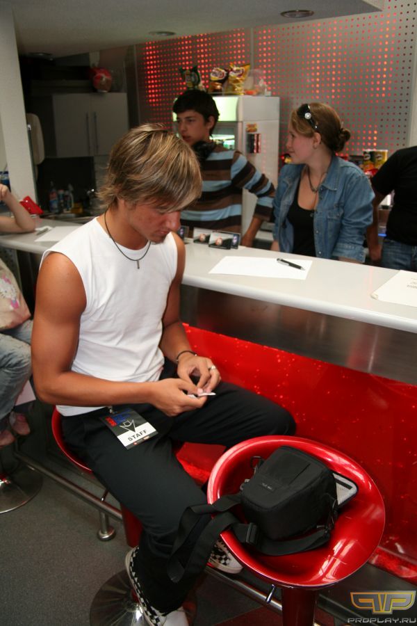 Регистрация проводилась почти тайно Регистрация проводилась почти тайно