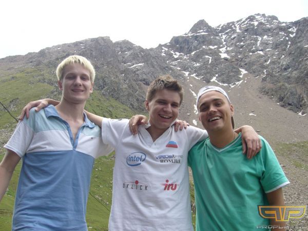 Настроение приподнятое, так и надо! Настроение приподнятое, так и надо!