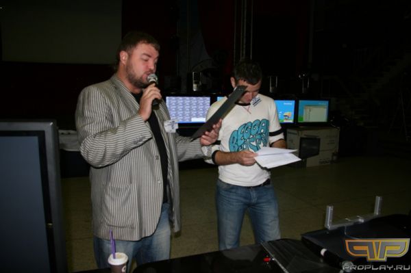 Солидный ведущий Солидный ведущий