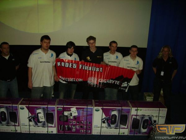 PICT0930-small.jpg PICT0930-small.jpg