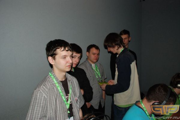 Недовольный малыш Недовольный малыш