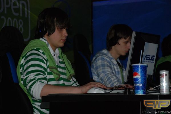 Hooch сегодня в зеленых тонах Hooch сегодня в зеленых тонах