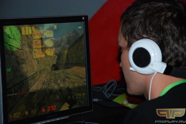 Xenitron: 32B Xenitron: 32B