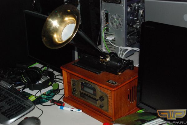 Картинки с LAN турнира - mp3 плеер Картинки с LAN турнира - mp3 плеер