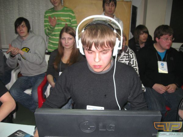 Игрок сборной Кургана 2 Игрок сборной Кургана 2