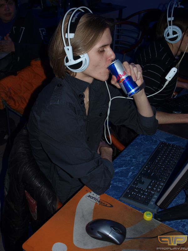 ����� Unreal Unit ��������� RedBull