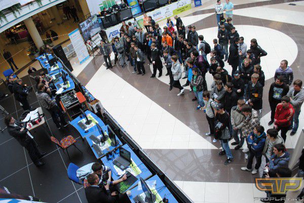 Зрители в ожидании матча Cypher vs Cooller Зрители в ожидании матча Cypher vs Cooller