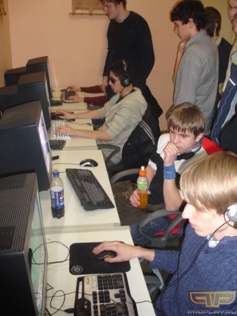 Titan ������ � Miker'�� � ������ ��������.