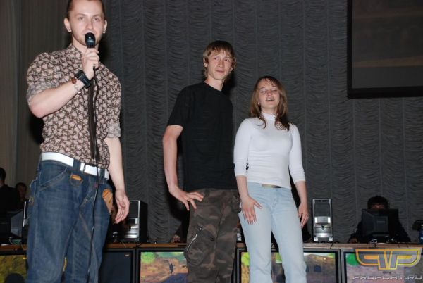 Им противостояла менее знаменитая пара Им противостояла менее знаменитая пара