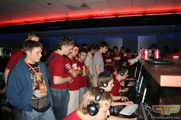 Вот уже начали подтягиваться Вот уже начали подтягиваться